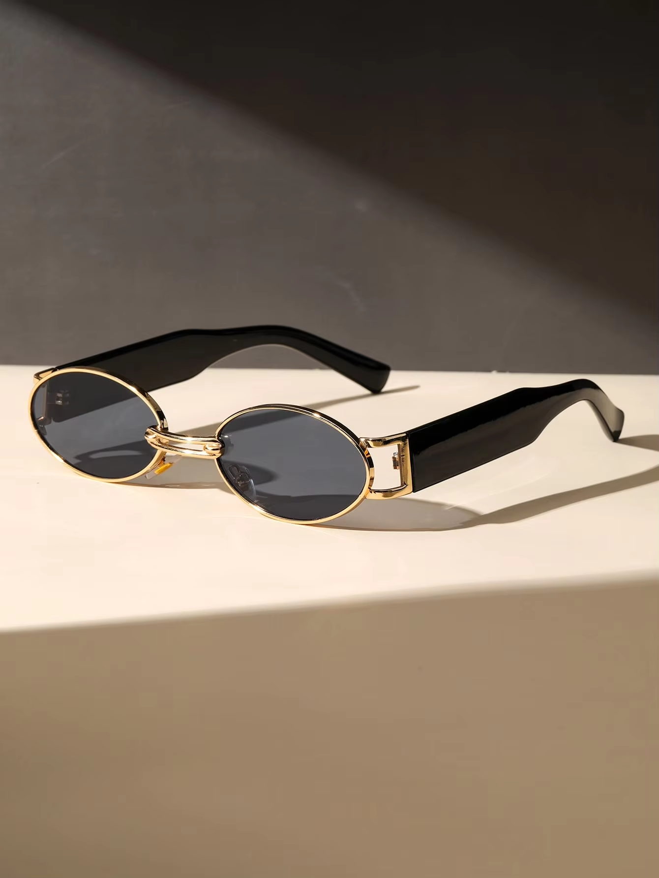 1PC Unisex Plastic Fashion Ova - Travel Video Accessories のレビューと価格