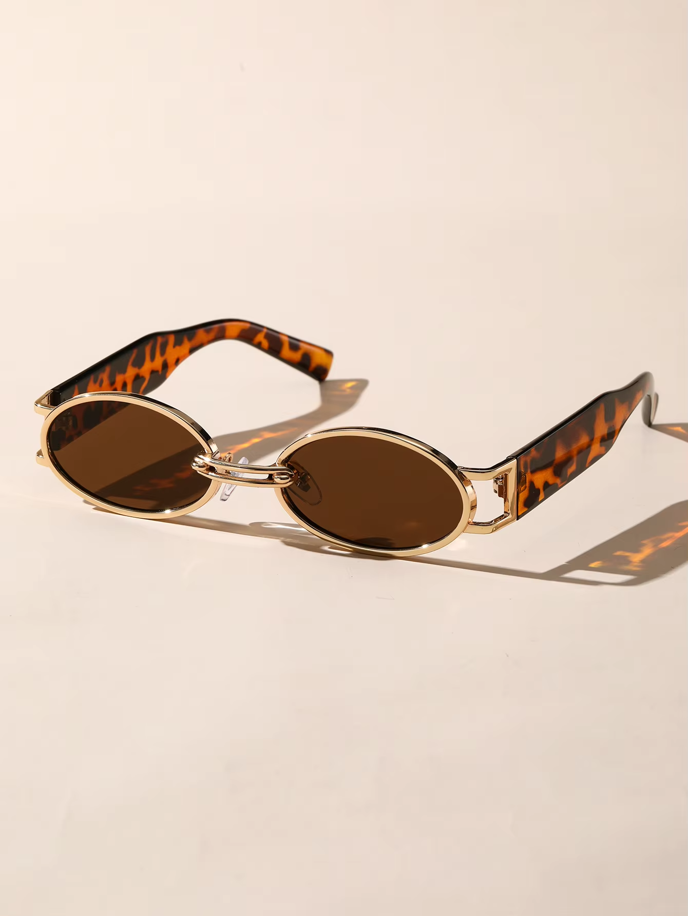 1PC Unisex Plastic Fashion Ova - Travel Video Accessories のレビューと価格