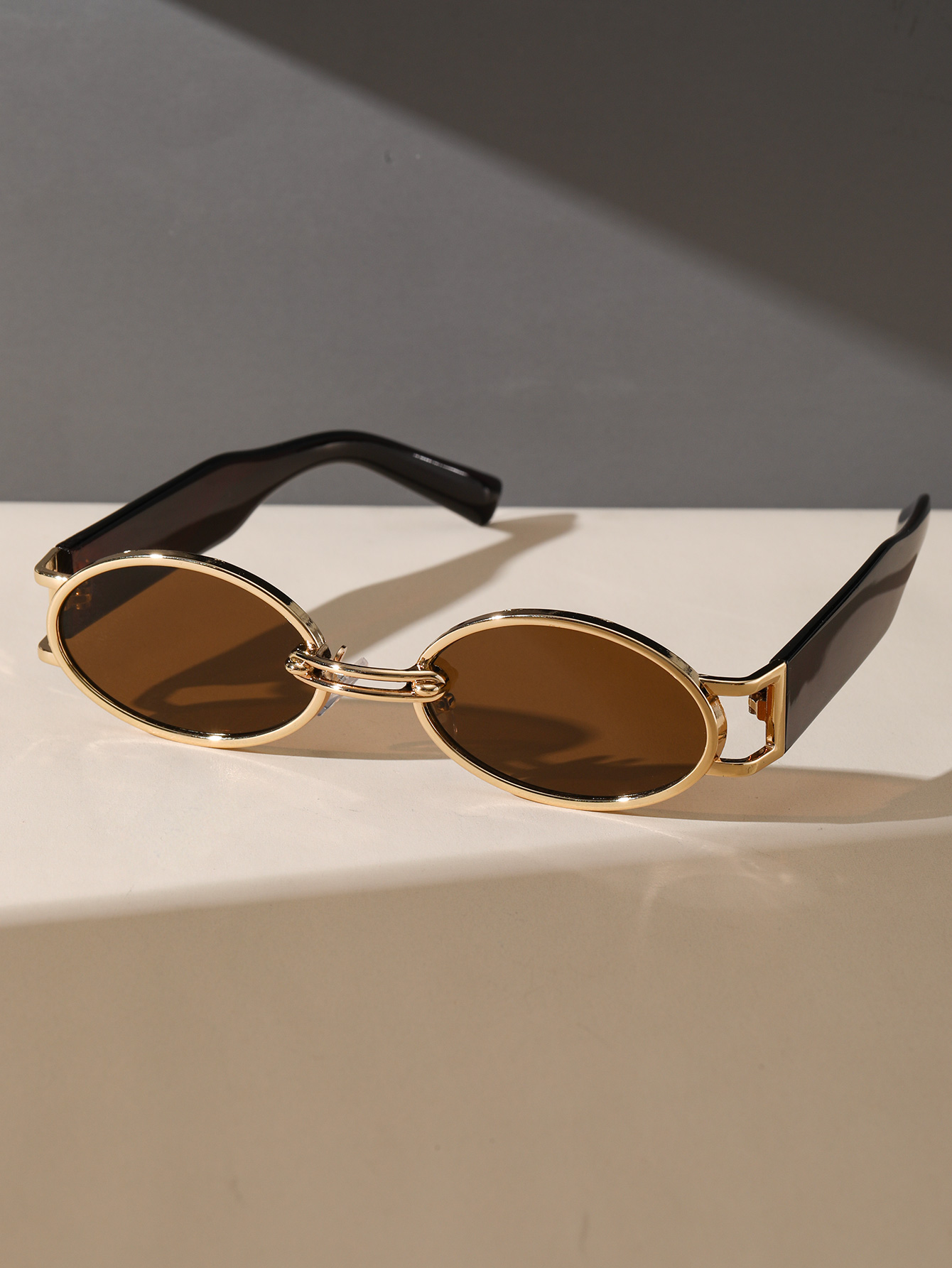 1PC Unisex Plastic Fashion Ova - Travel Video Accessories のレビューと価格