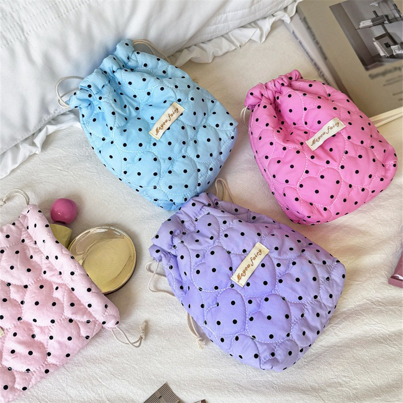 Retro Polka Dot Heart Padded D - Travel Accessories Pouch For Women のレビューと価格