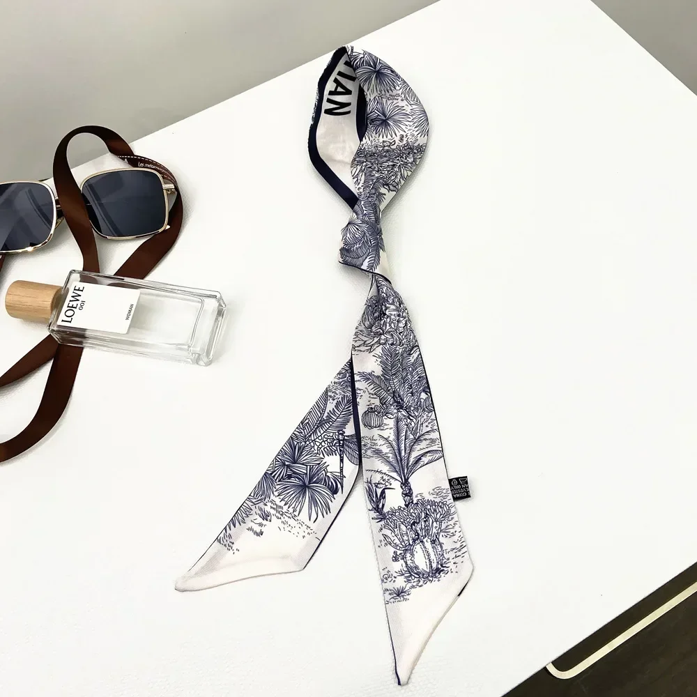 Extended Ribbon Scarf, Silk Ha - Travel Accessories Aesthetic のレビューと価格