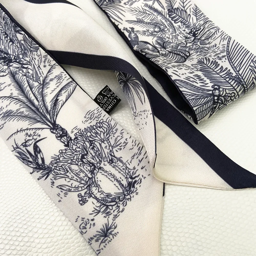 Extended Ribbon Scarf, Silk Ha - Travel Accessories Aesthetic のレビューと価格