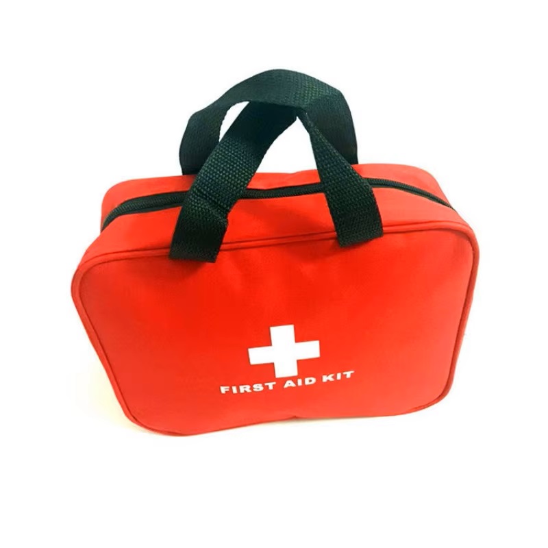First Aid Kit with Compact and - First Aid Travel Kit のレビューと価格