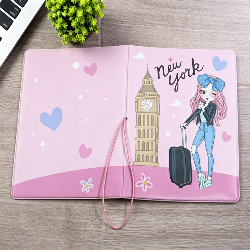 London Bus PVC Passport Holder - Travel Accessories London のレビューと価格