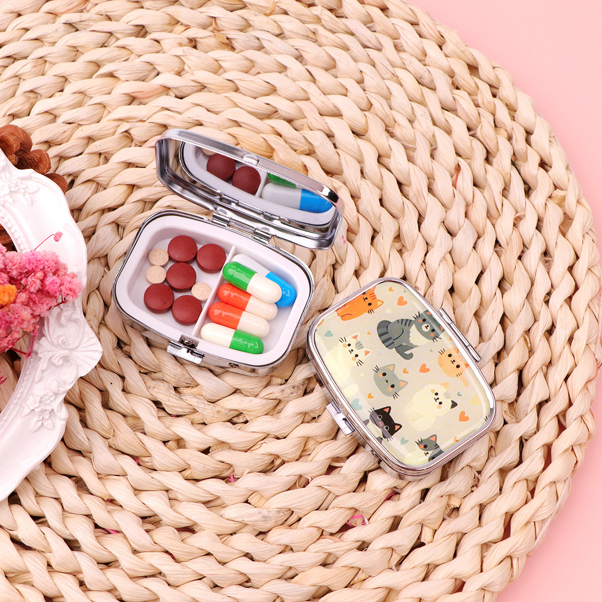 Black Cat Pill Boxes Cartoon A - Accessories Travel Jewelry Box のレビューと価格