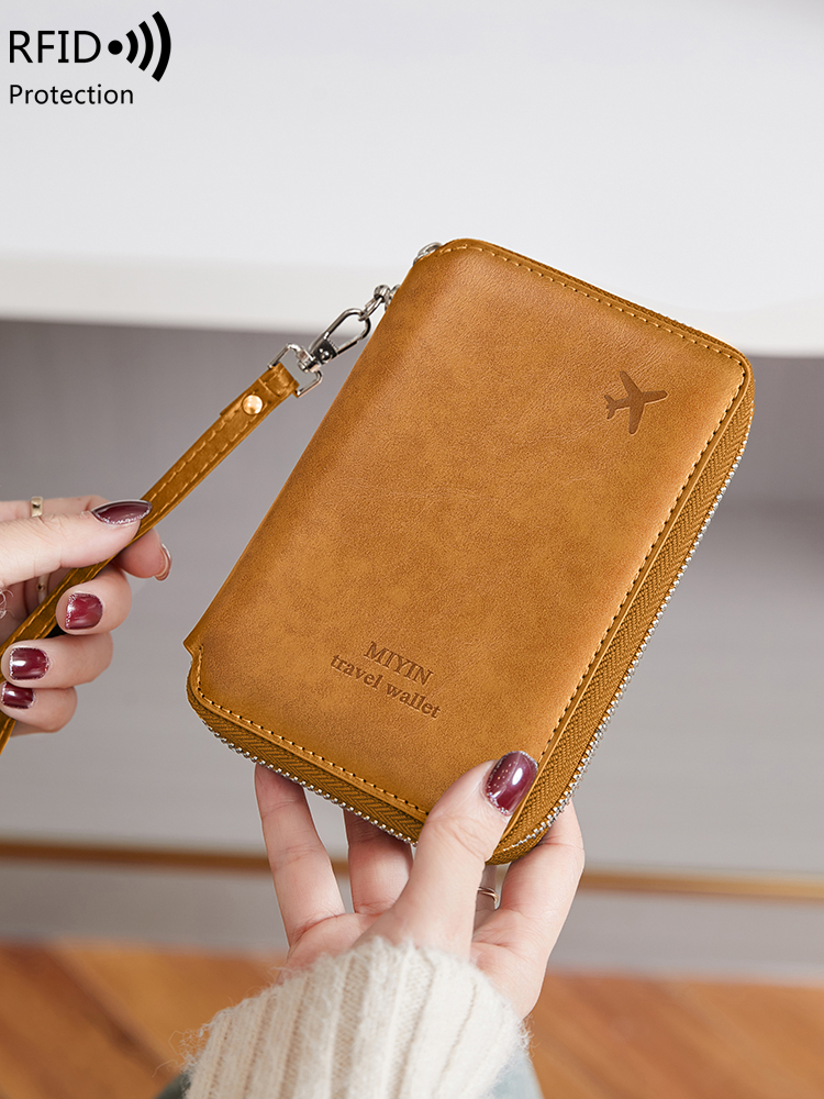 Minimalist and Fashionable RFI - Travel Accessories Rfid のレビューと価格