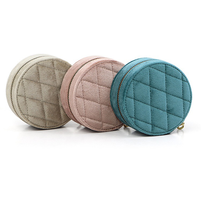 Round Diamond Velvet Travel Je - Accessories Travel Jewelry Box のレビューと価格