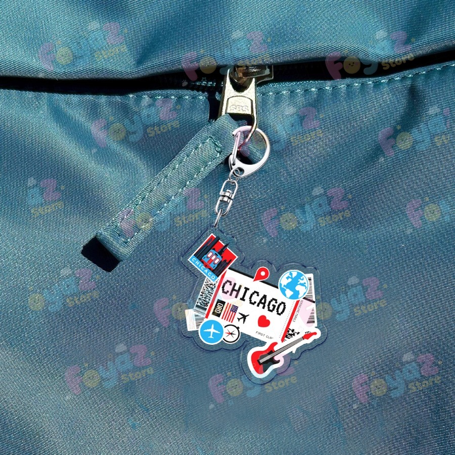 Retro Traveling Plane Keychain - Travel Accessories New York のレビューと価格