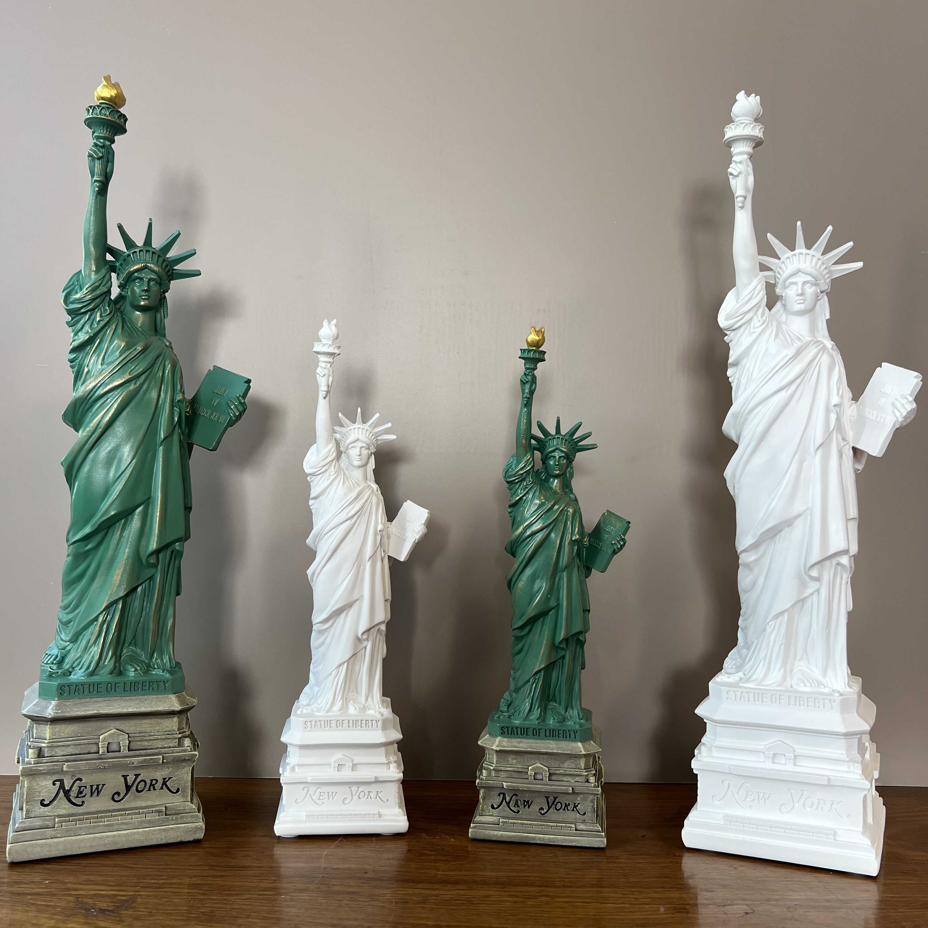YuryFvna Statue of Liberty Mod - Travel Accessories New York のレビューと価格