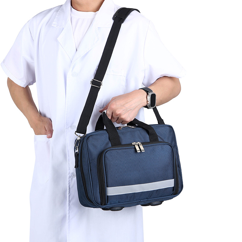 Large Capacity Outdoor First A - First Aid Travel Kit のレビューと価格