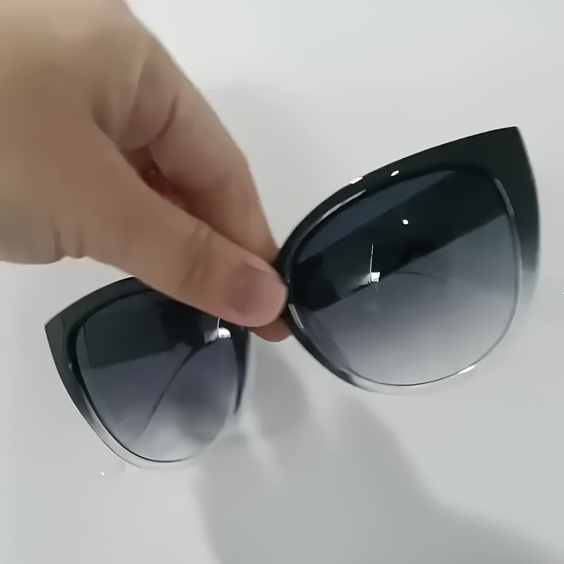 Fashionable and Individualisti - Travel Accessories As Gifts のレビューと価格