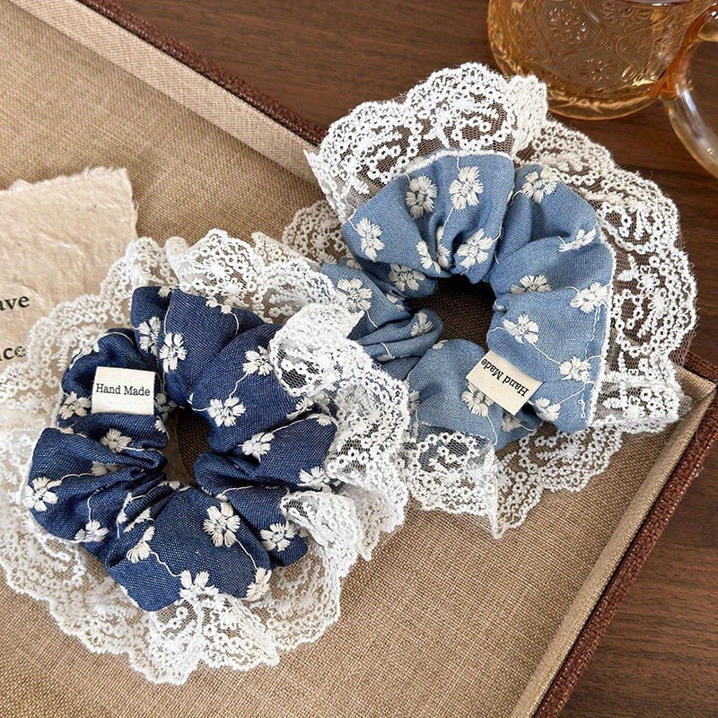 Elegant Blue Lace Edged Women' - Travel Accessories Aesthetic のレビューと価格