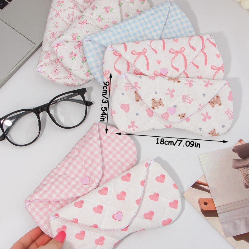 Ins Korean Plaid Fabric Heart  - Travel Accessories Pouch For Women のレビューと価格