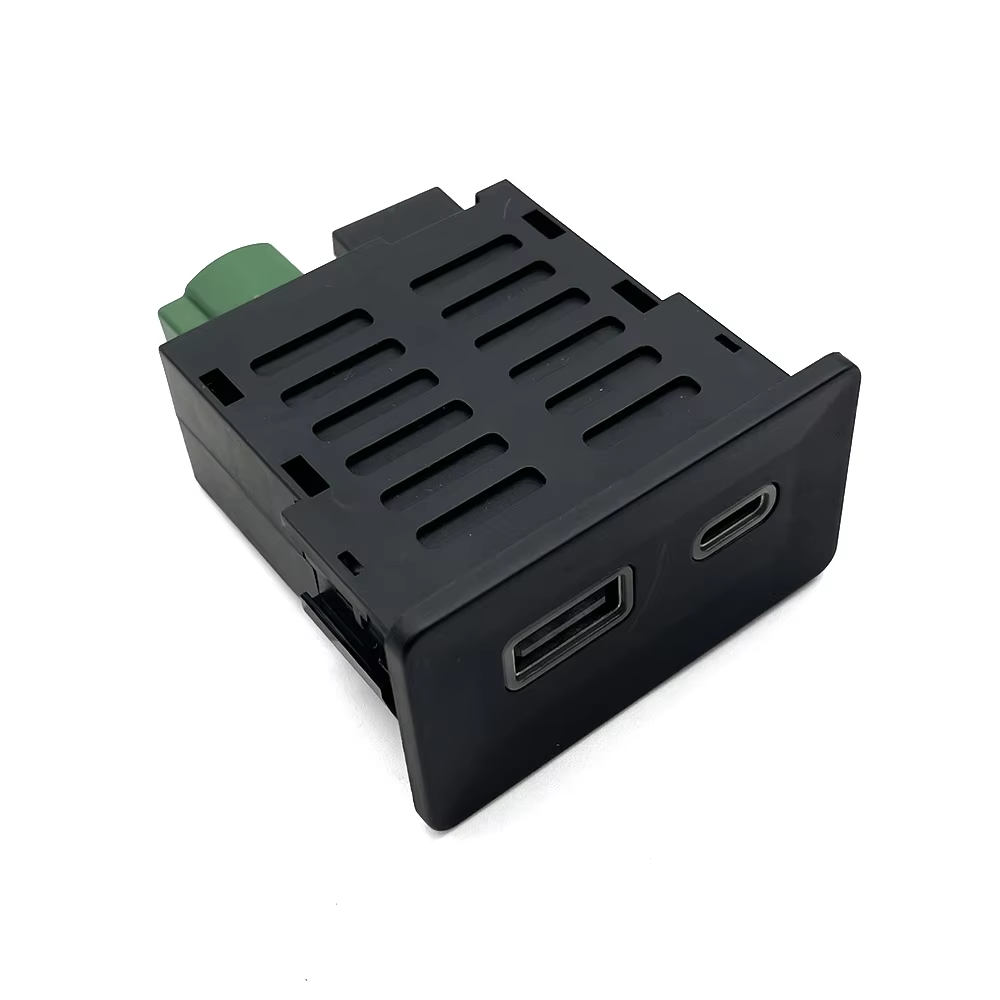 Wireless CarPlay USB Type-C Me - Travel Plug Type C のレビューと価格