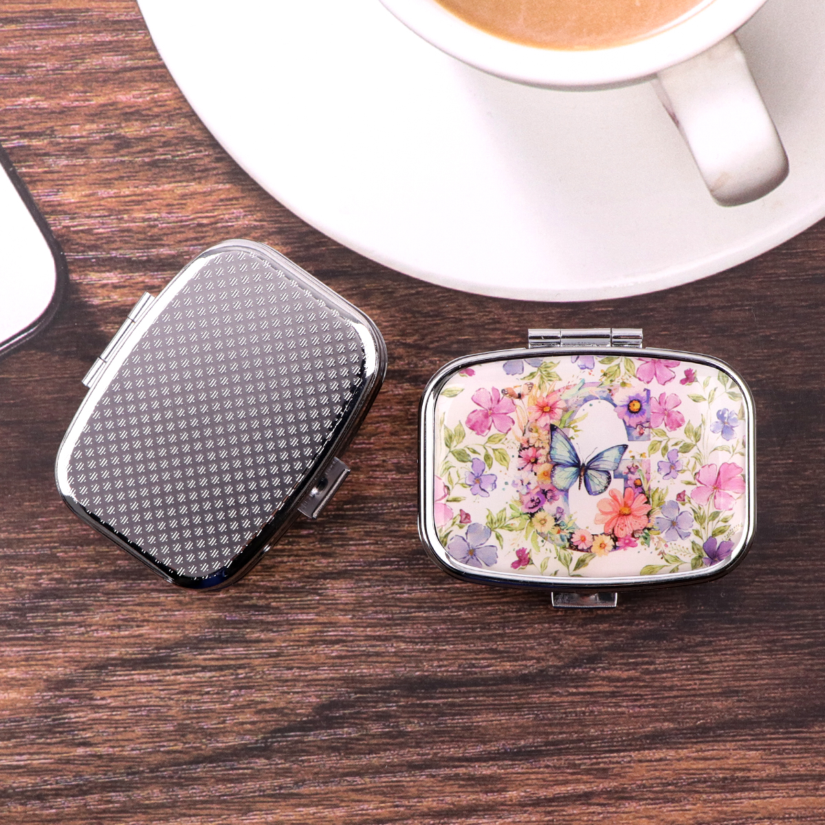 English Letter Pill Boxes Flow - Accessories Travel Jewelry Box のレビューと価格